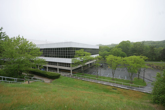 Enlarge photo 21