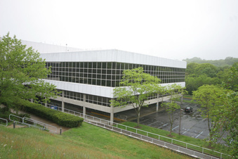 Enlarge photo 22