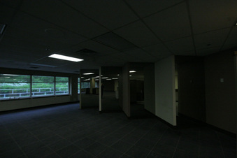 Enlarge photo 89