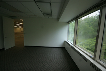Enlarge photo 147