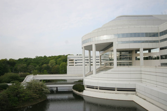 Enlarge photo 46