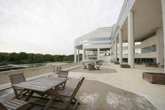 Enlarge photo 48