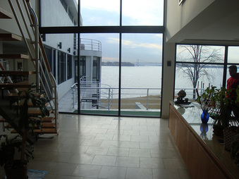 Enlarge photo 3