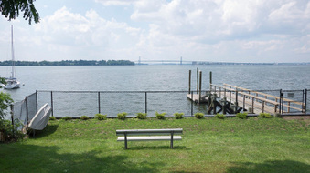 Enlarge photo 18