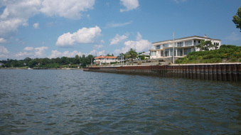 Enlarge photo 22