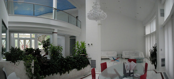 Enlarge photo 12