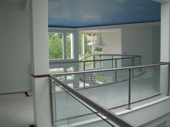 Enlarge photo 35