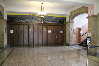 Enlarge photo 16