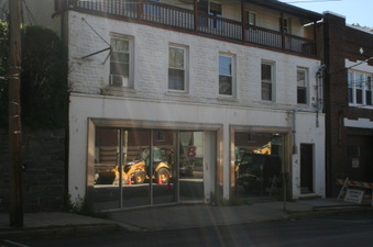 Enlarge photo 33