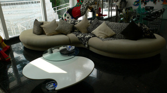 Enlarge photo 19