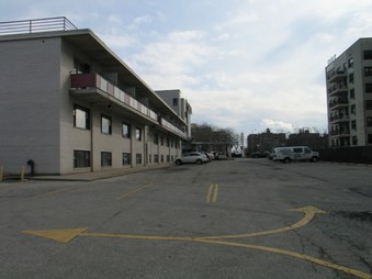 Enlarge photo 13