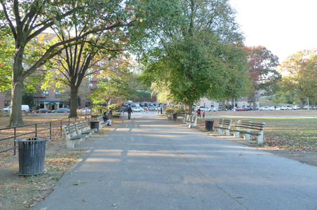 Enlarge photo 37