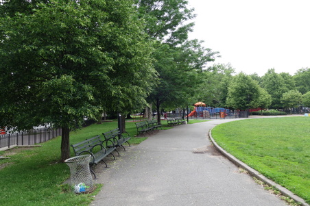 Enlarge photo 13