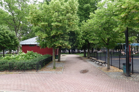 Enlarge photo 29