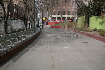 Enlarge photo 11
