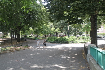 Enlarge photo 20
