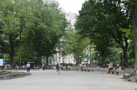 Enlarge photo 10