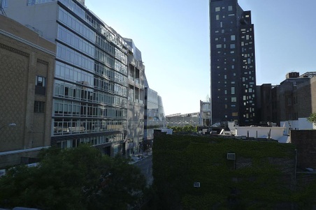 Enlarge photo 11