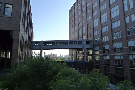 Enlarge photo 55