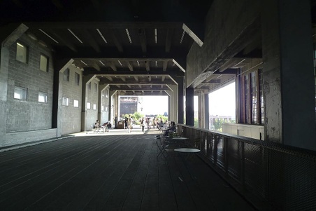 Enlarge photo 59