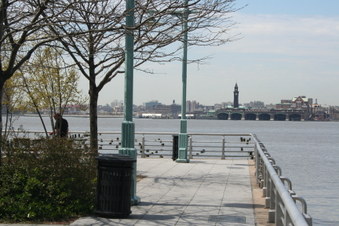 Enlarge photo 37