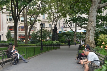 Enlarge photo 46