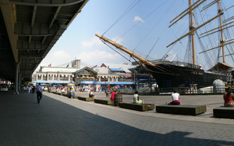 Enlarge photo 22