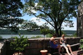 Enlarge photo 46