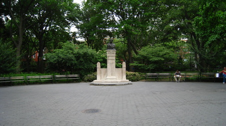 Enlarge photo 14