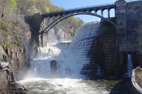Enlarge photo 2