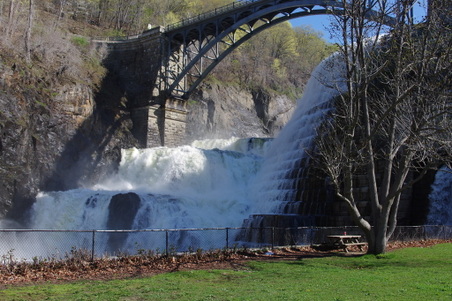 Enlarge photo 24