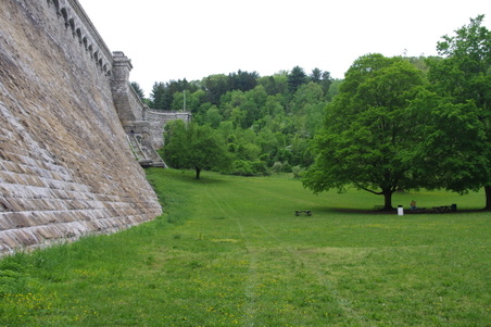 Enlarge photo 47