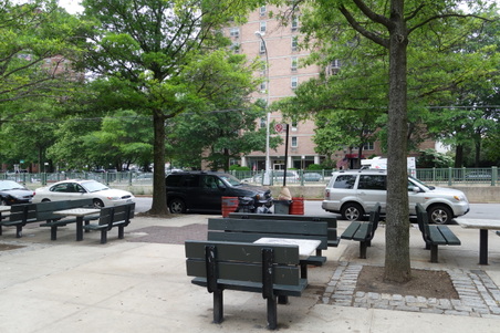 Enlarge photo 4