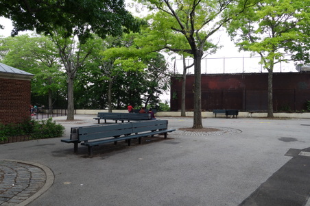 Enlarge photo 4