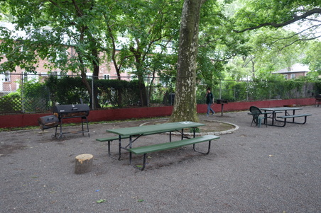 Enlarge photo 58