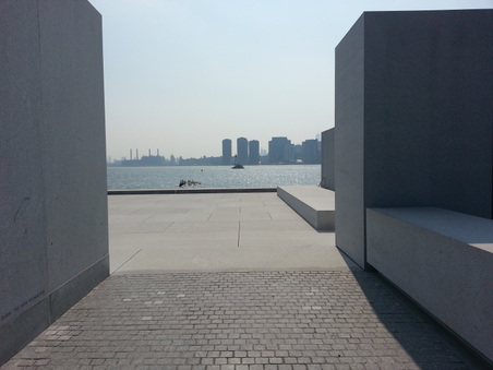 Enlarge photo 44