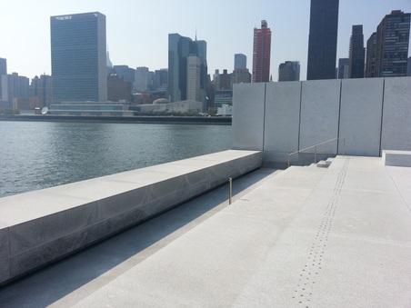 Enlarge photo 47
