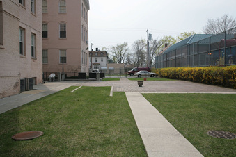 Enlarge photo 34