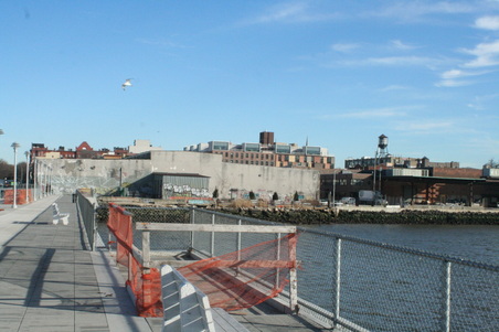 Enlarge photo 19
