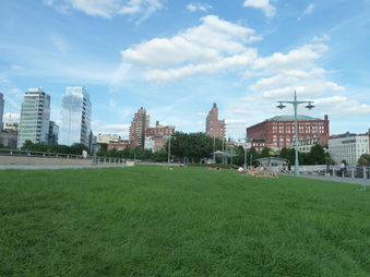 Enlarge photo 8