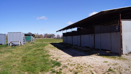 Enlarge photo 22