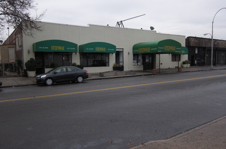Steinway Billards