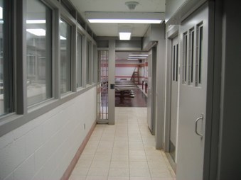 Enlarge photo 13