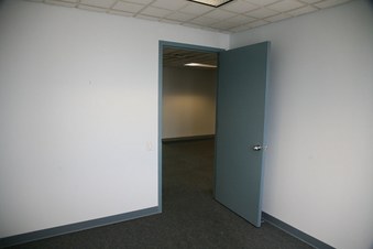 Enlarge photo 19