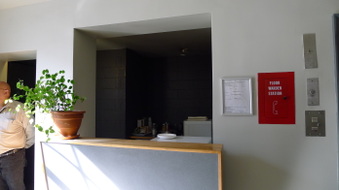 Enlarge photo 12