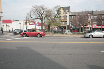 Enlarge photo 33