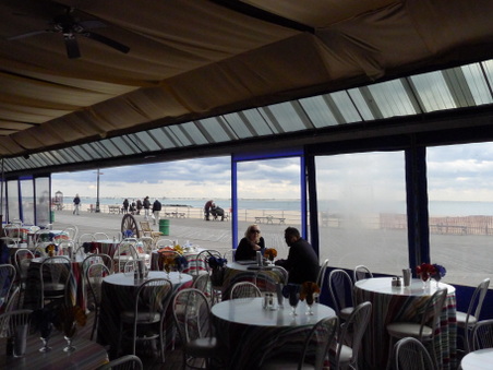 Enlarge photo 11