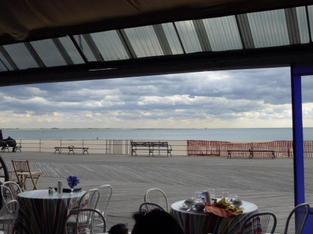 Enlarge photo 12