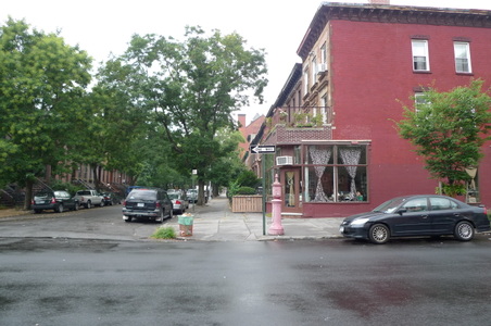 Enlarge photo 9