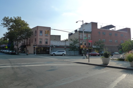 Enlarge photo 8